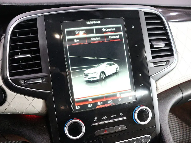 Renault Samsung SM6