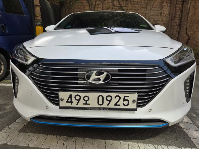 Hyundai Ioniq