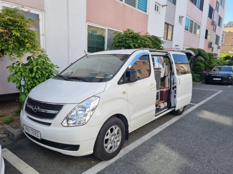 Hyundai Grand Starex