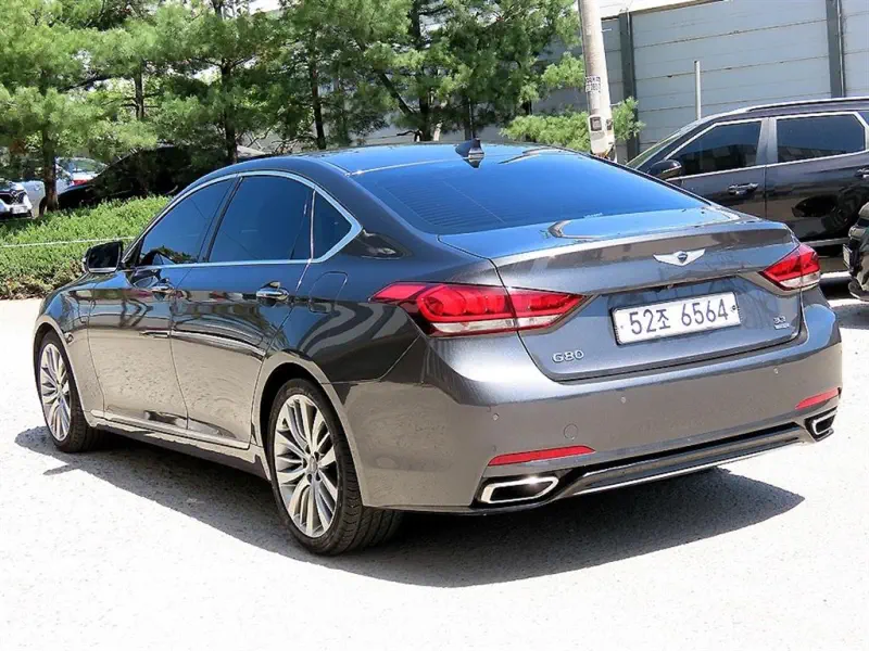 Genesis G80