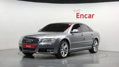 Audi S8