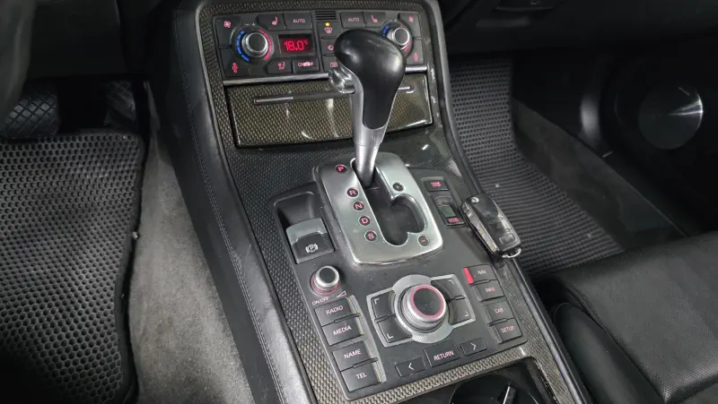 Audi S8