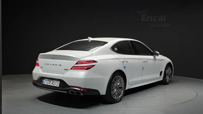 Genesis G70