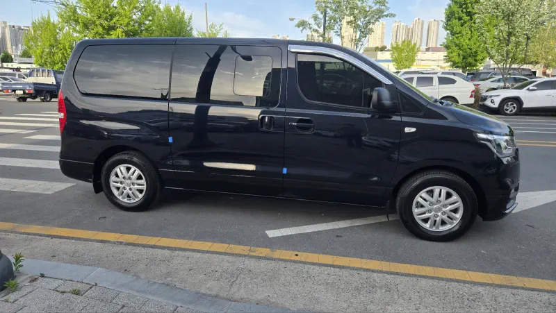 Hyundai Grand Starex