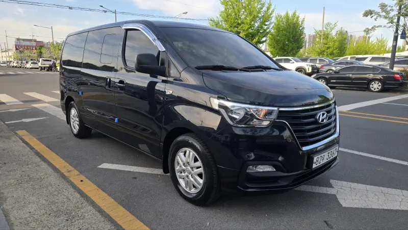 Hyundai Grand Starex