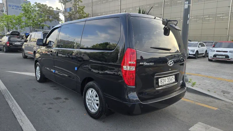 Hyundai Grand Starex