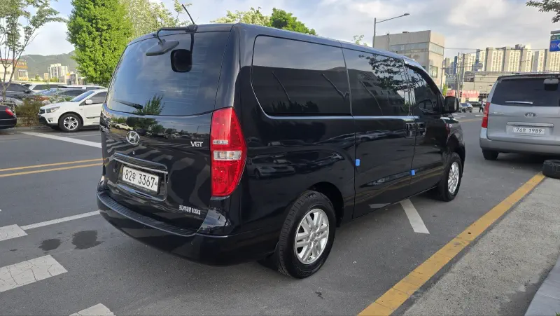 Hyundai Grand Starex