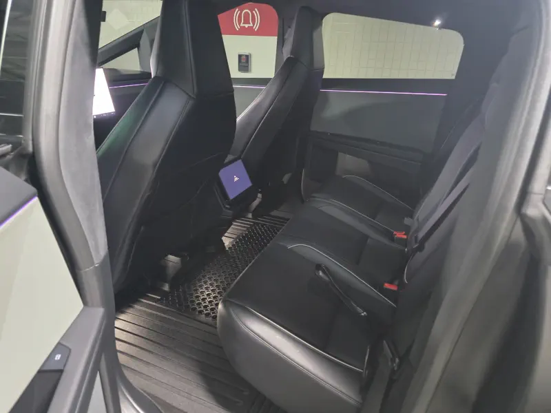 Tesla Cybertruck