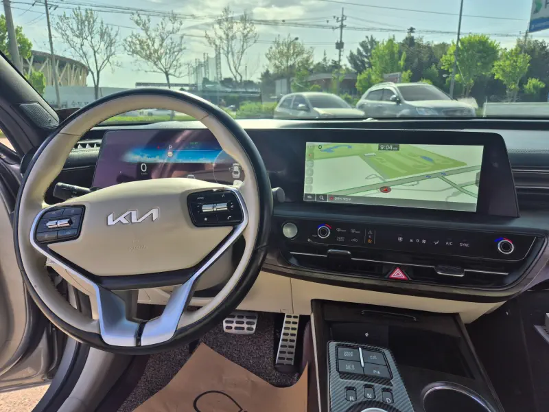 Kia K8