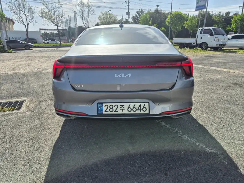 Kia K8