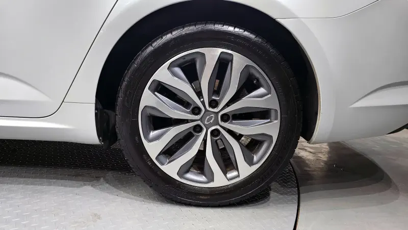 Renault Samsung SM6