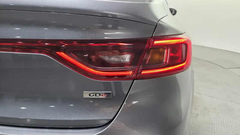 Renault Samsung SM6