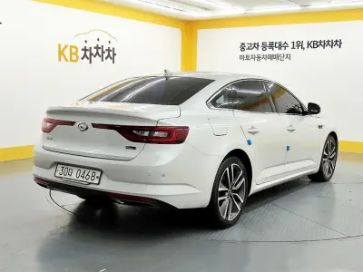 Renault SM6