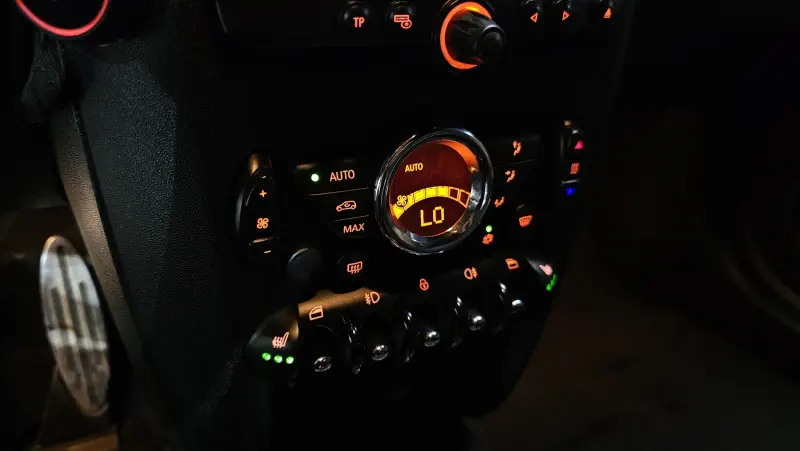 MINI Coupe
