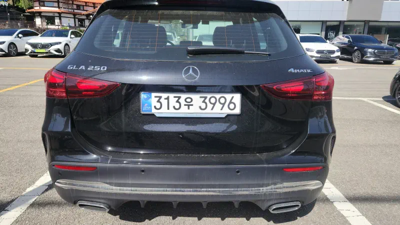 Mercedes-Benz GLA-Class