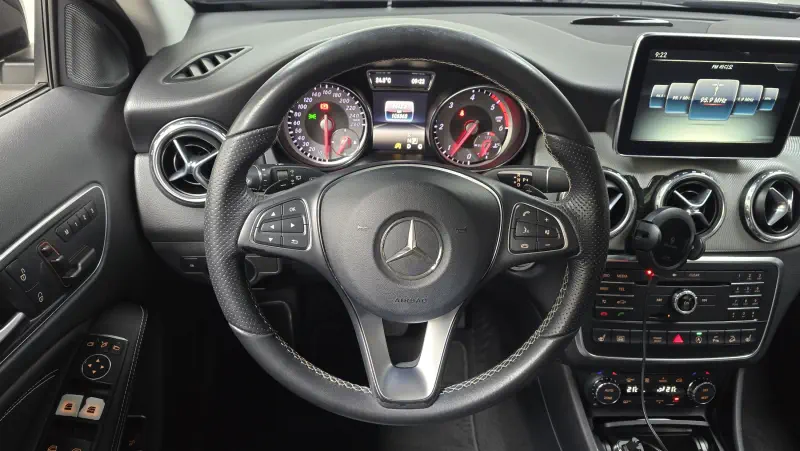 Mercedes-Benz GLA-Class
