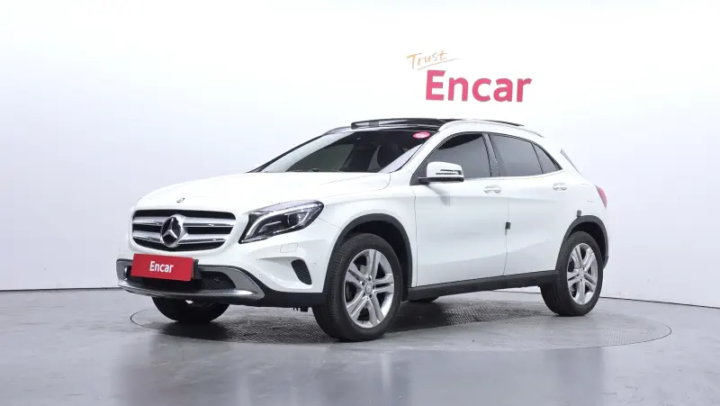 Mercedes-Benz GLA-Class