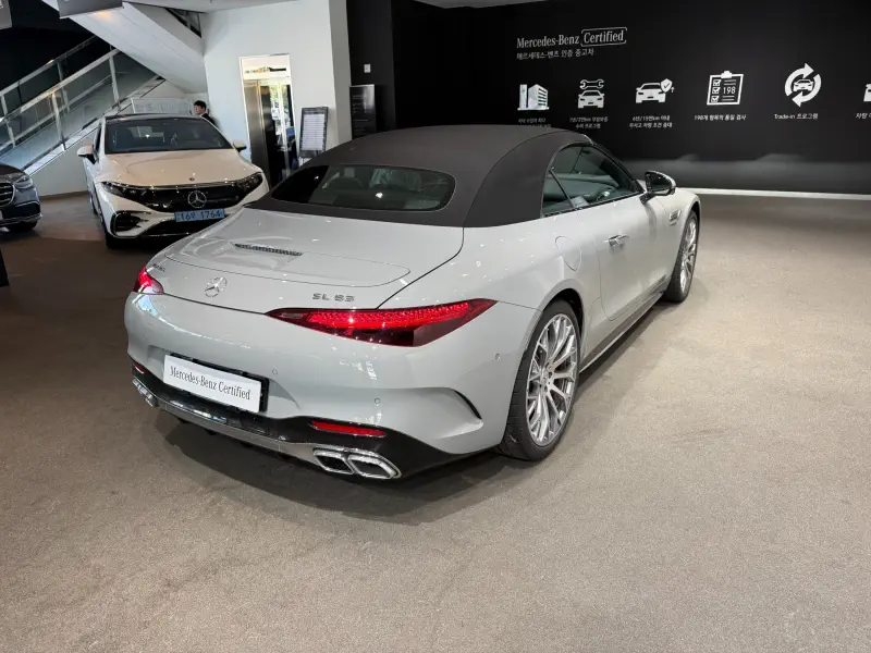 Mercedes-Benz SL-Class