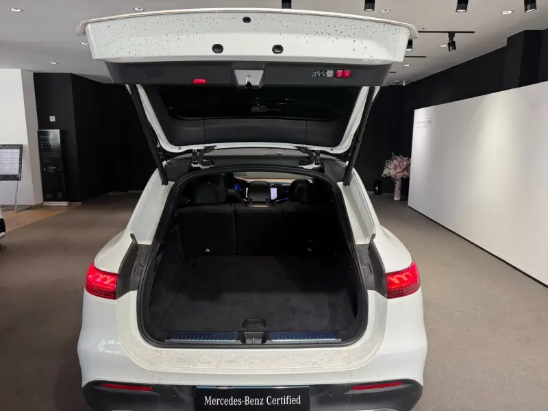 Mercedes-Benz EQS SUV