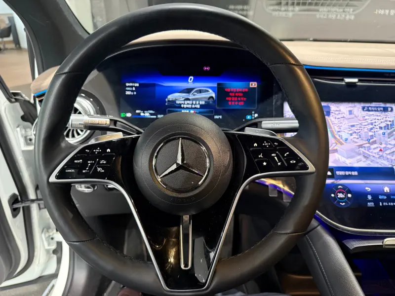 Mercedes-Benz EQS SUV