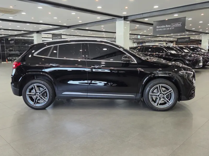 Mercedes-Benz GLA-Class