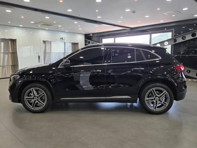 Mercedes-Benz GLA-Class