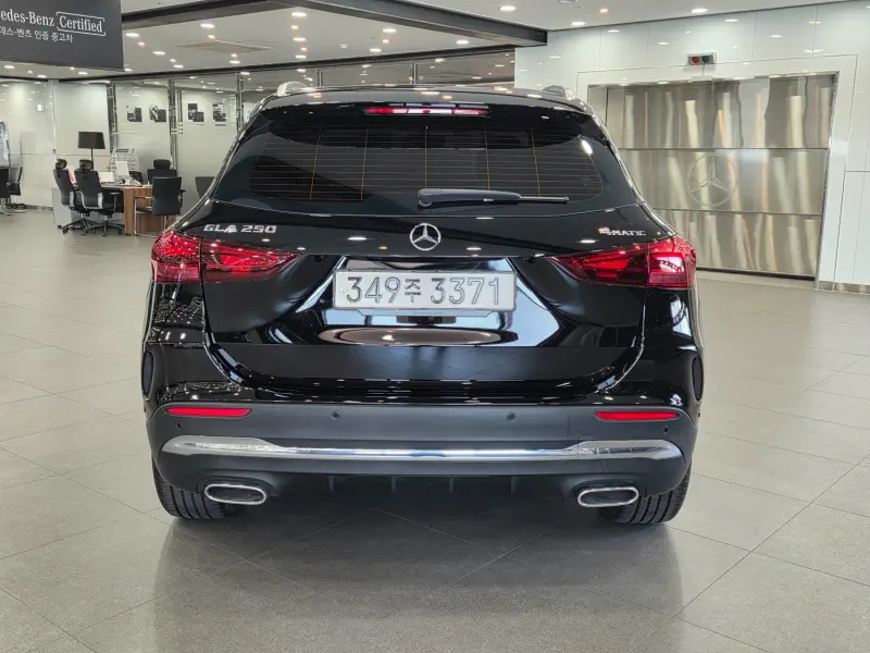 Mercedes-Benz GLA-Class