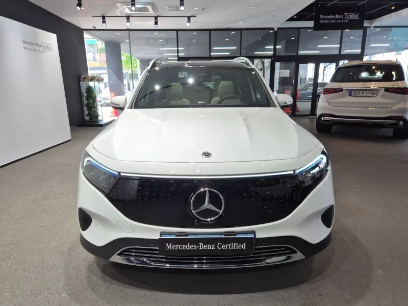 Mercedes-Benz EQB