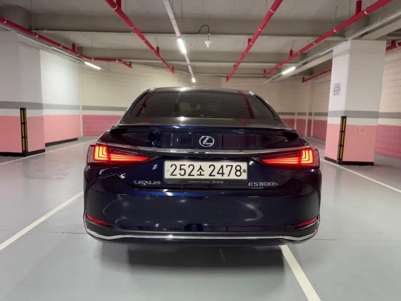Lexus ES300h