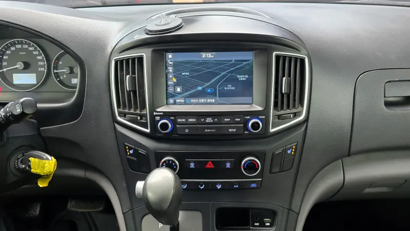 Hyundai Grand Starex