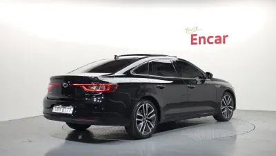 Renault SM6