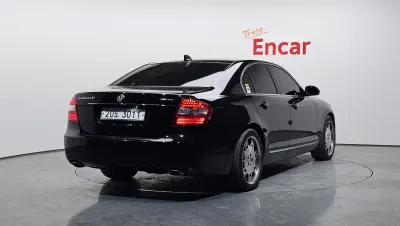 SsangYong Chairman W