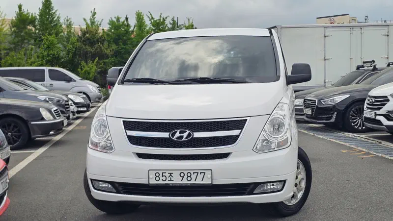 Hyundai Grand Starex