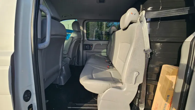 Hyundai Grand Starex