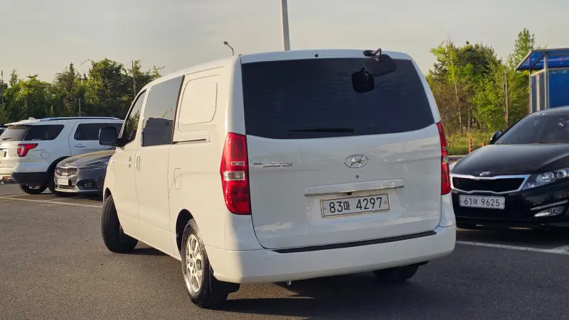 Hyundai Grand Starex