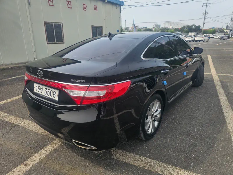 Hyundai Grandeur