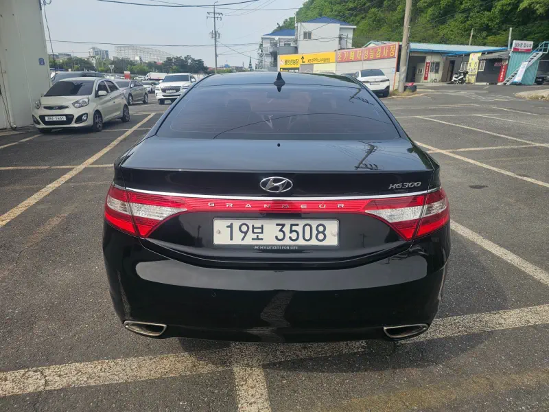 Hyundai Grandeur