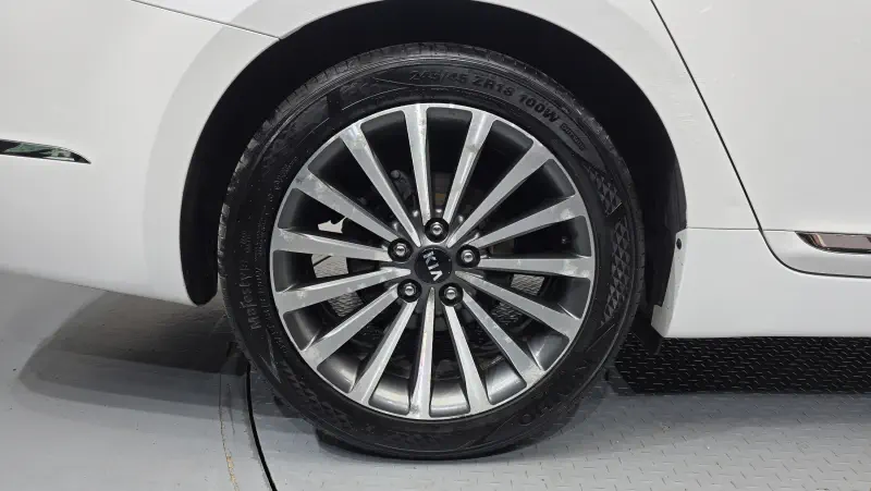 Kia K7