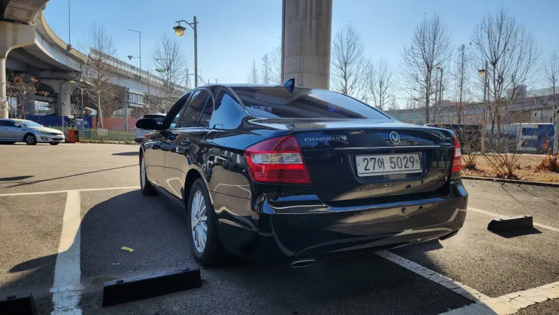 SsangYong Chairman W