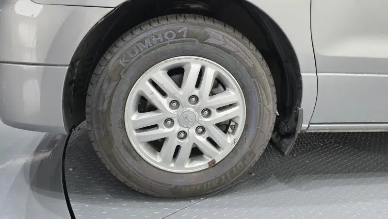 Hyundai Grand Starex