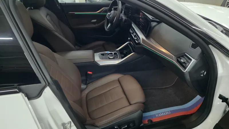 BMW i4