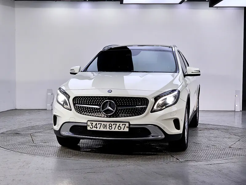 Mercedes-Benz GLA-Class