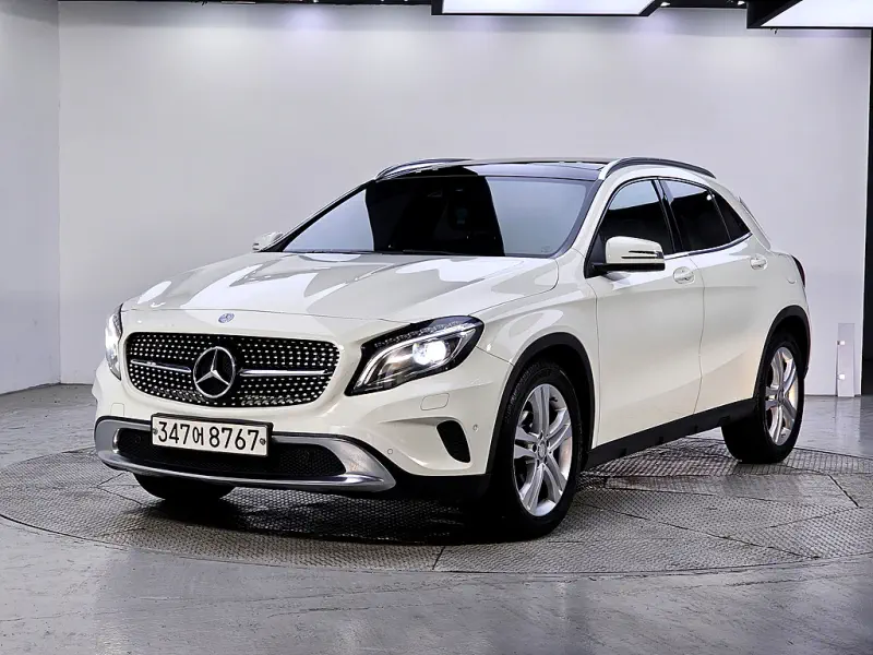 Mercedes-Benz GLA-Class