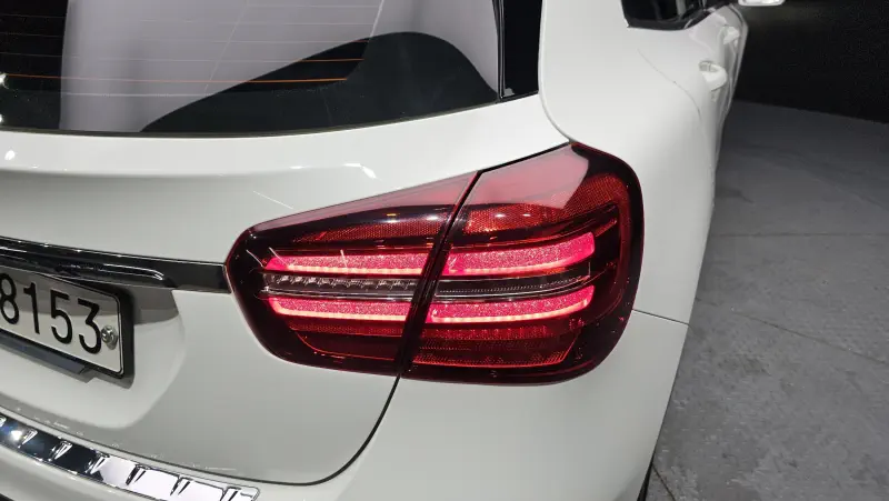 Mercedes-Benz GLA-Class