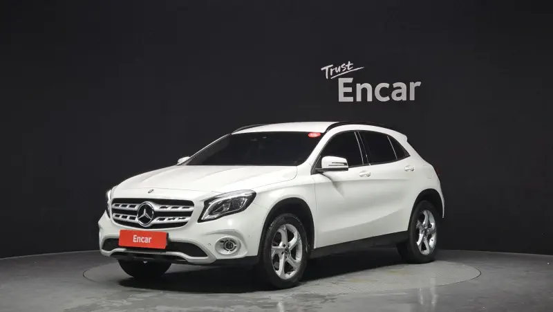 Mercedes-Benz GLA-Class