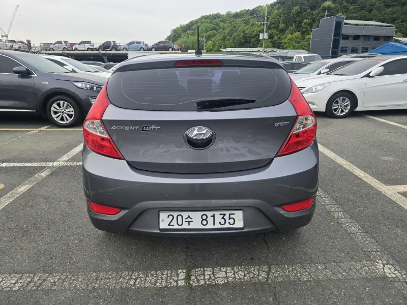 Hyundai Accent