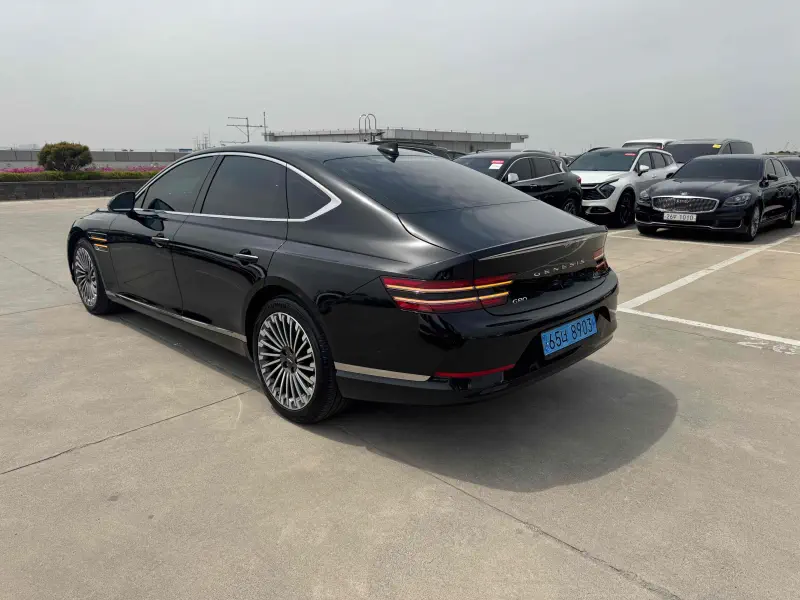 Genesis Electrified G80