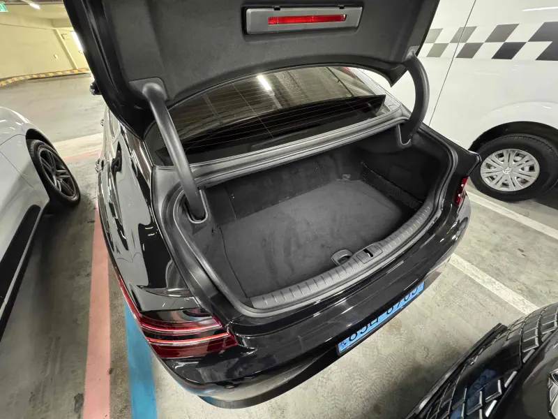 Genesis Electrified G80