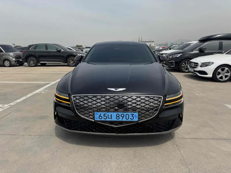 Genesis Electrified G80