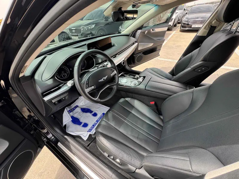 Genesis Electrified G80